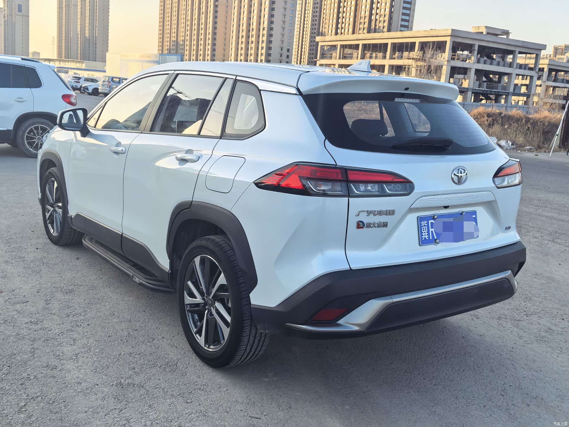 Toyota Frontlander, 2022 все фото