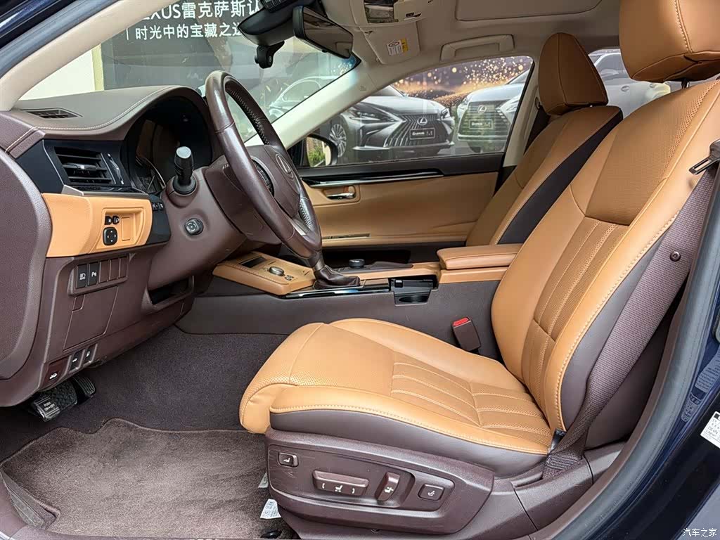 Lexus ES, 2017 10