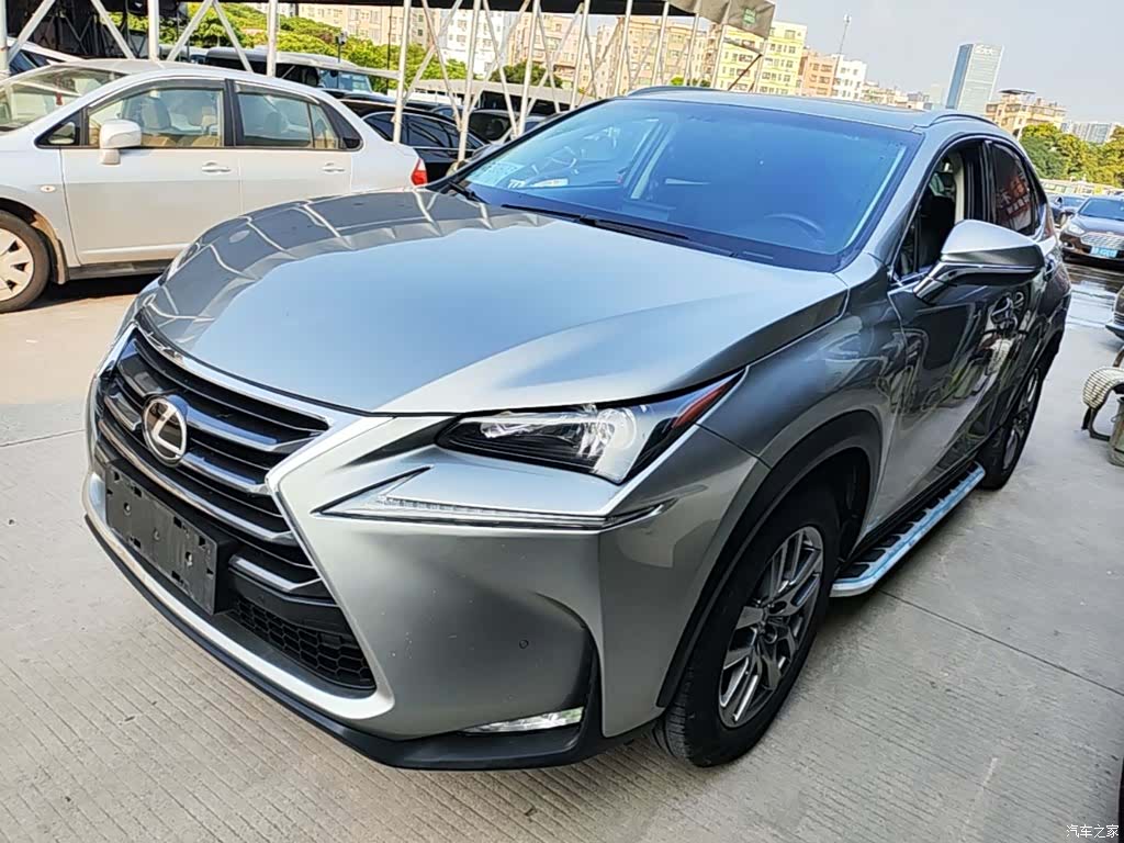 Lexus NX, 2015 1