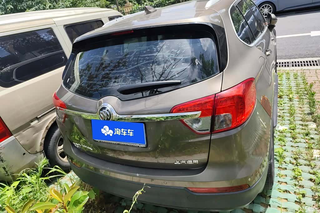 Buick Envision Plus, 2017 4
