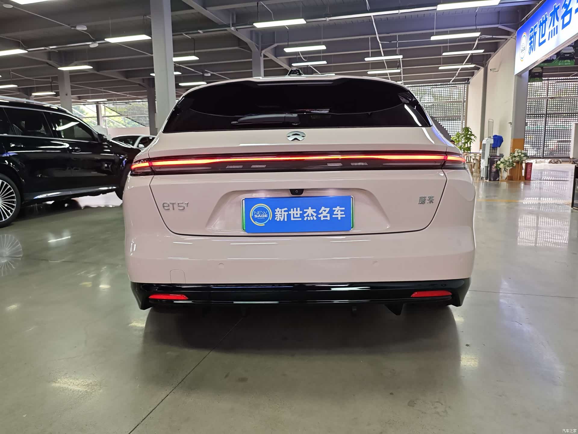 NIO ET5, 2025 11