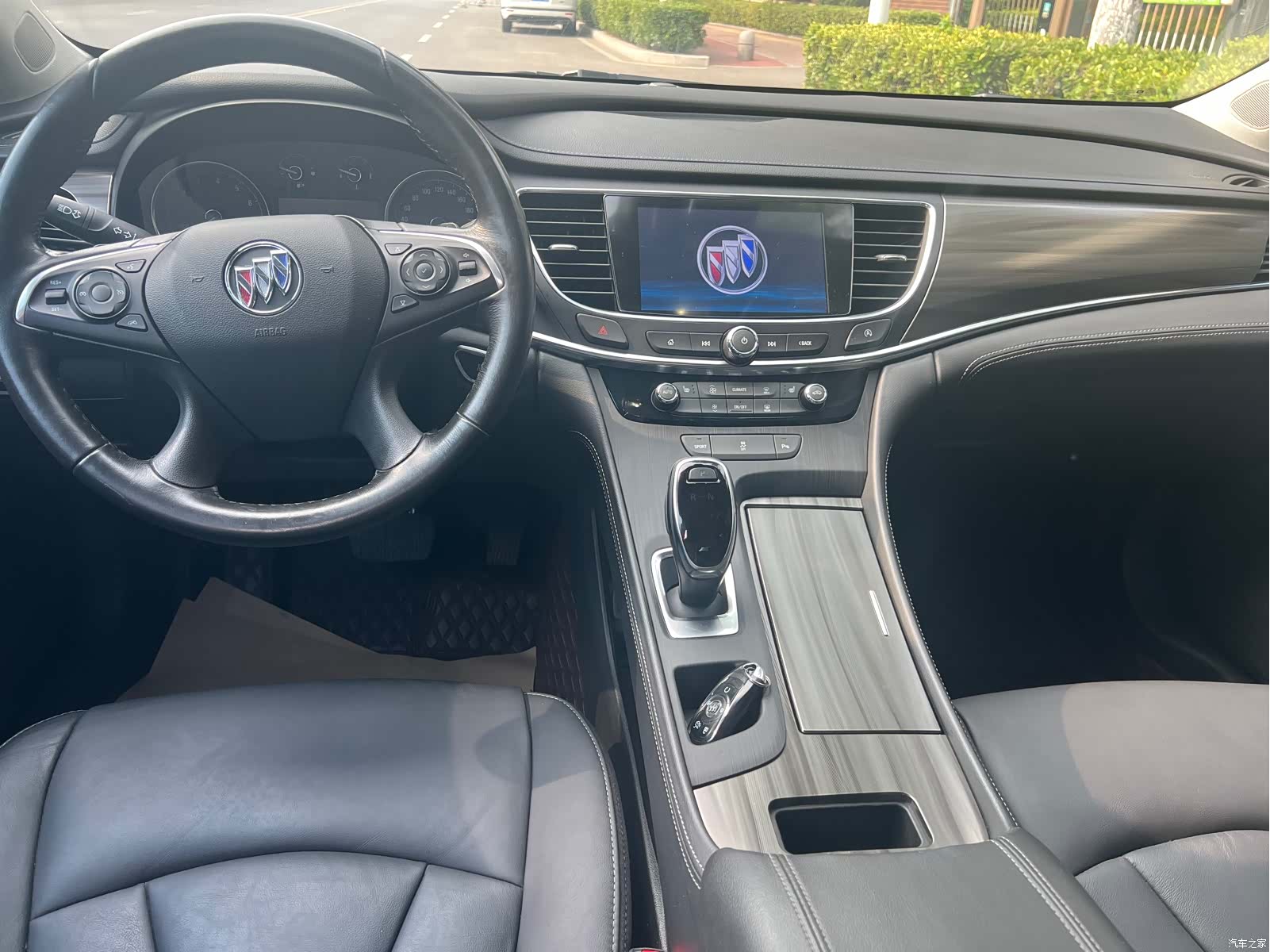 Buick LaCrosse, 2022 10