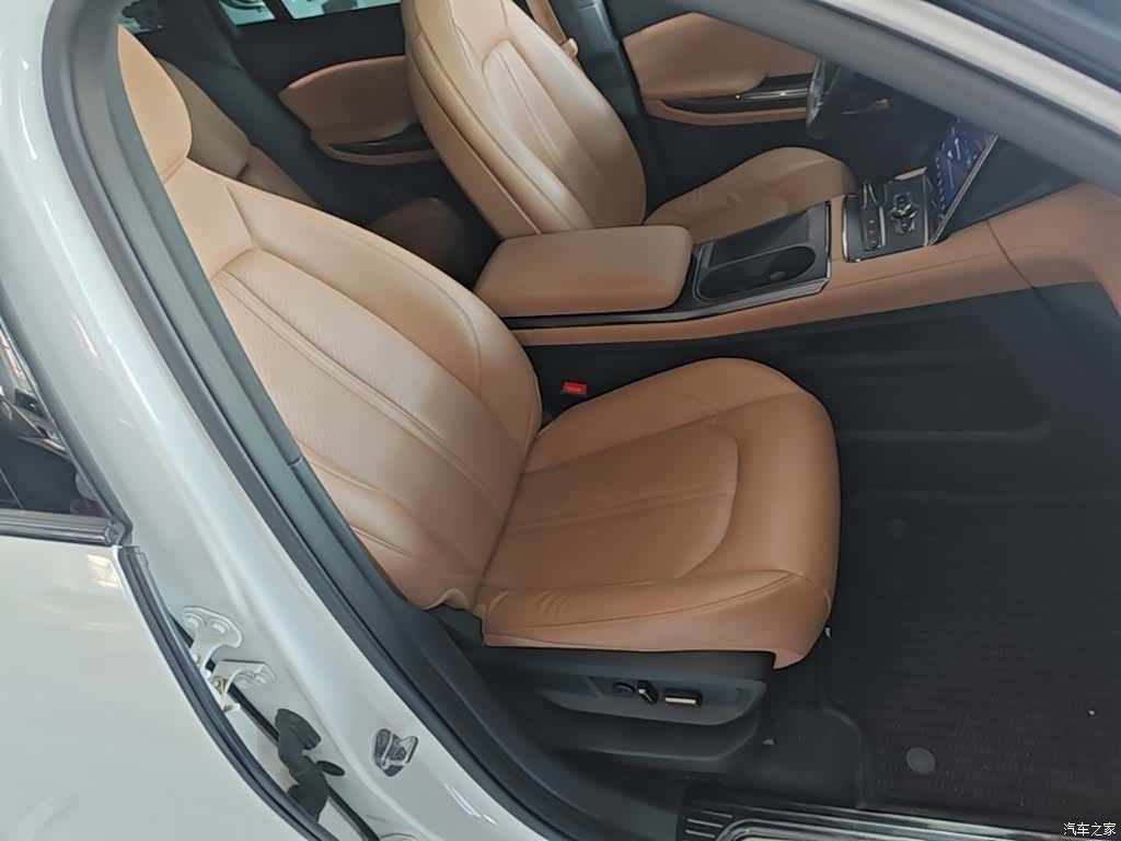 NIO ES6, 2022 25