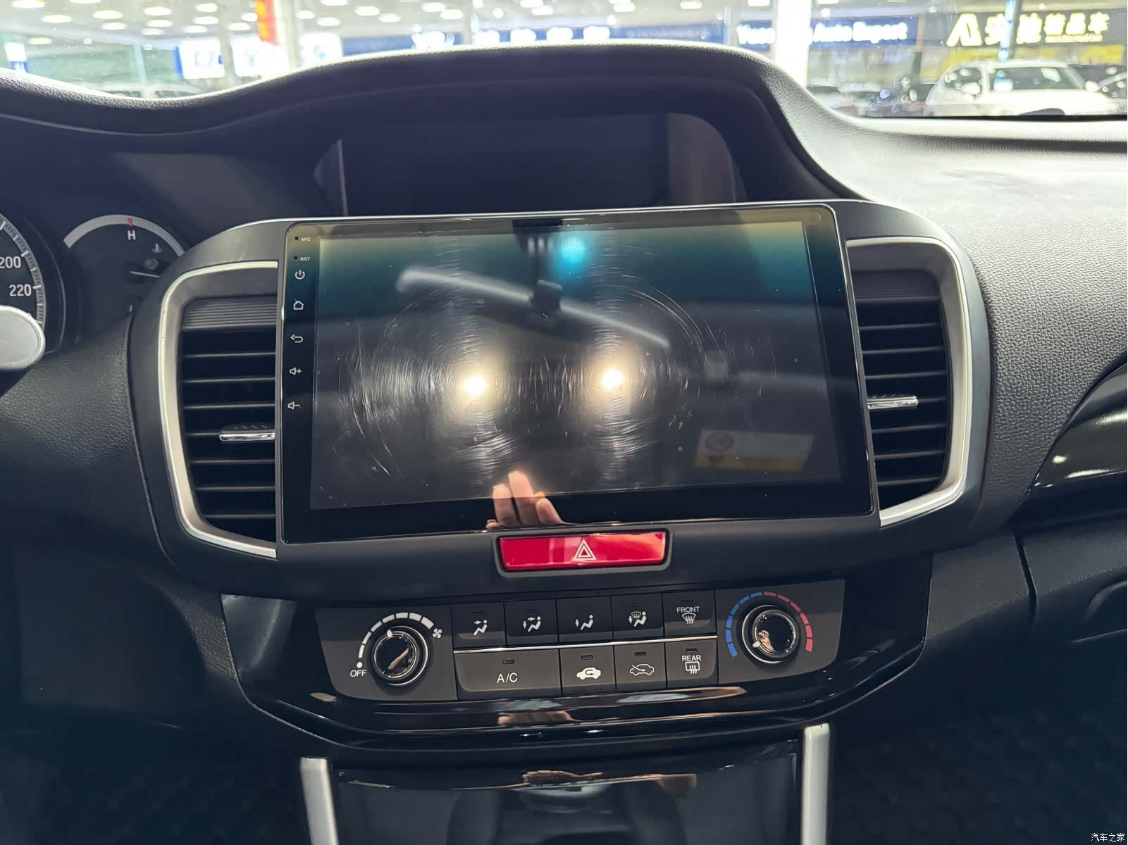 Honda Accord, 2018 9