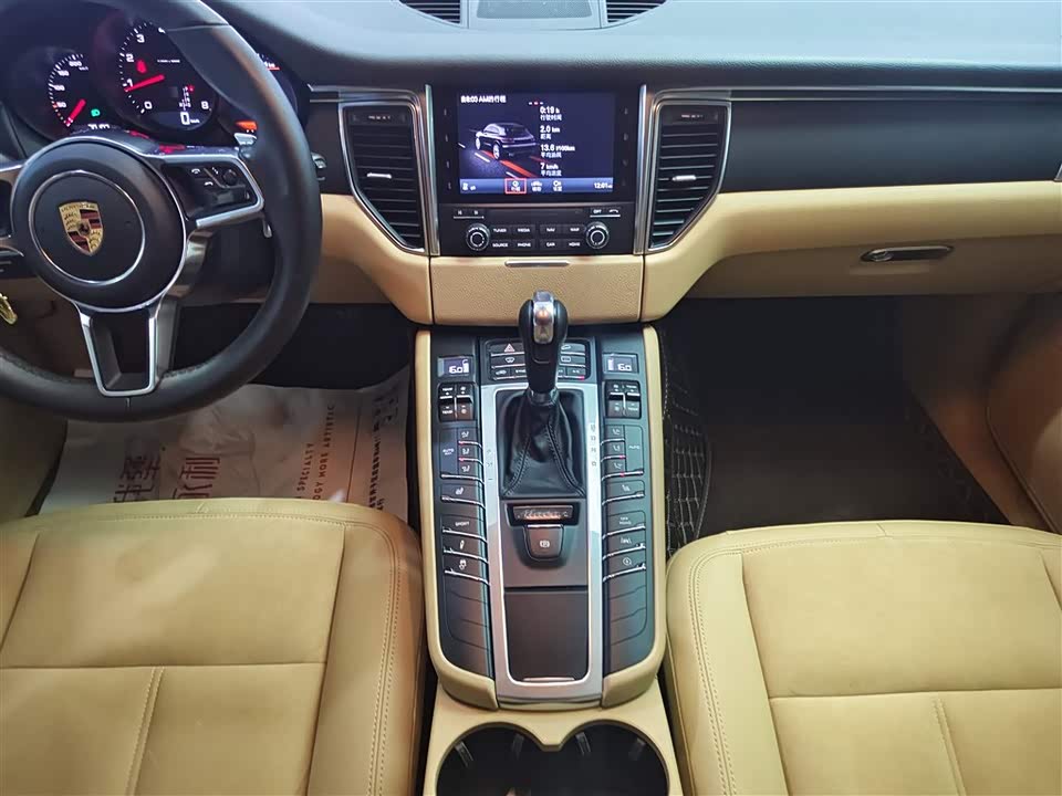 Porsche Macan Porsche Macan