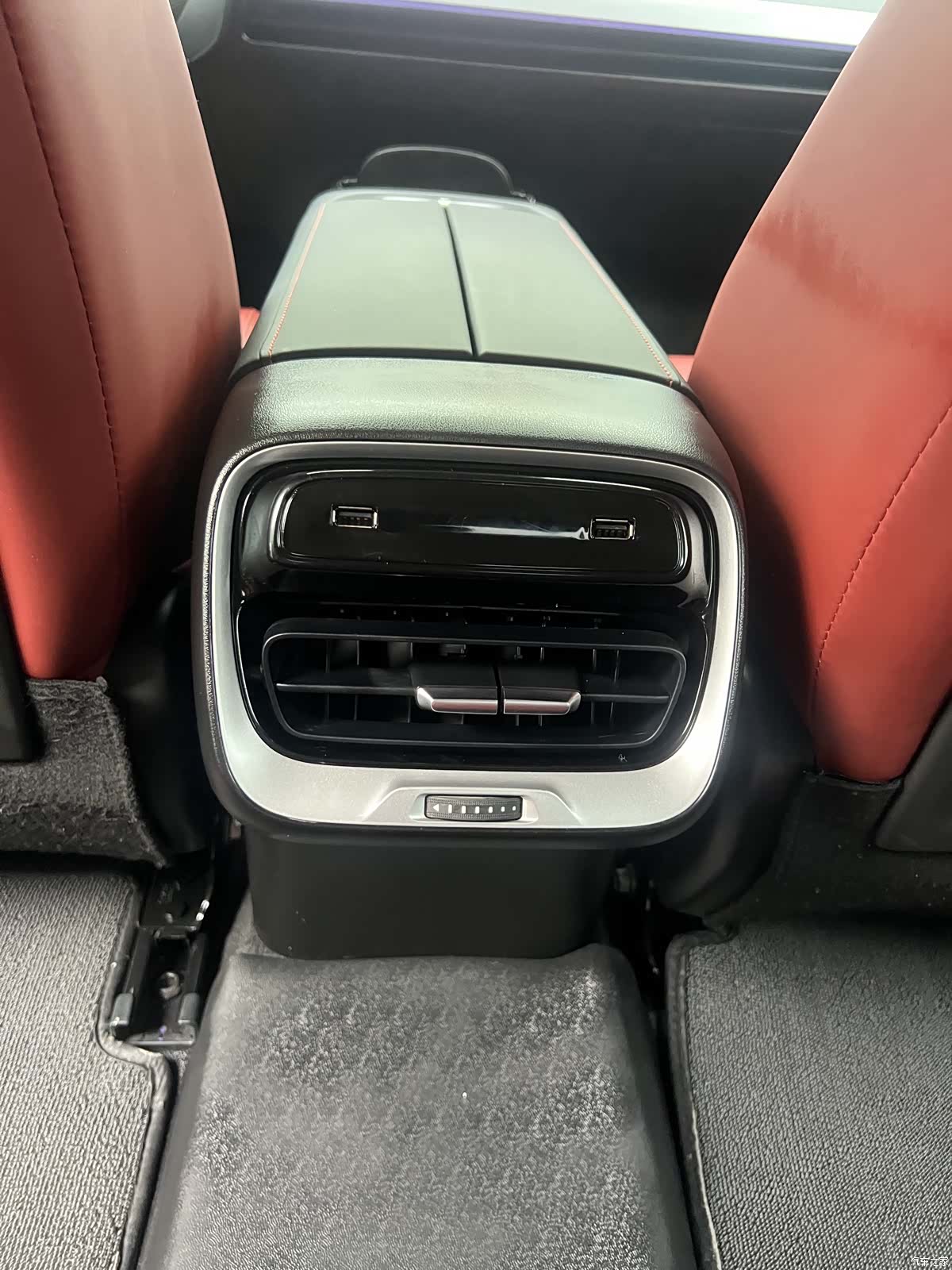 Xpeng P7, 2021 21