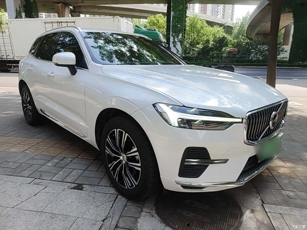 Volvo XC60, 2022 4