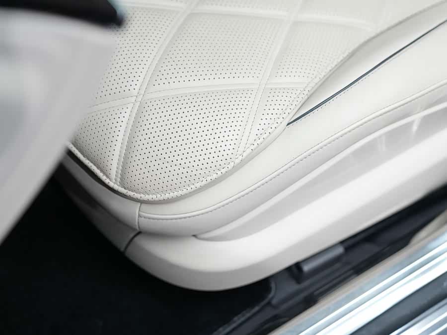 Mercedes-Benz Maybach S-Class 2022, фото 33