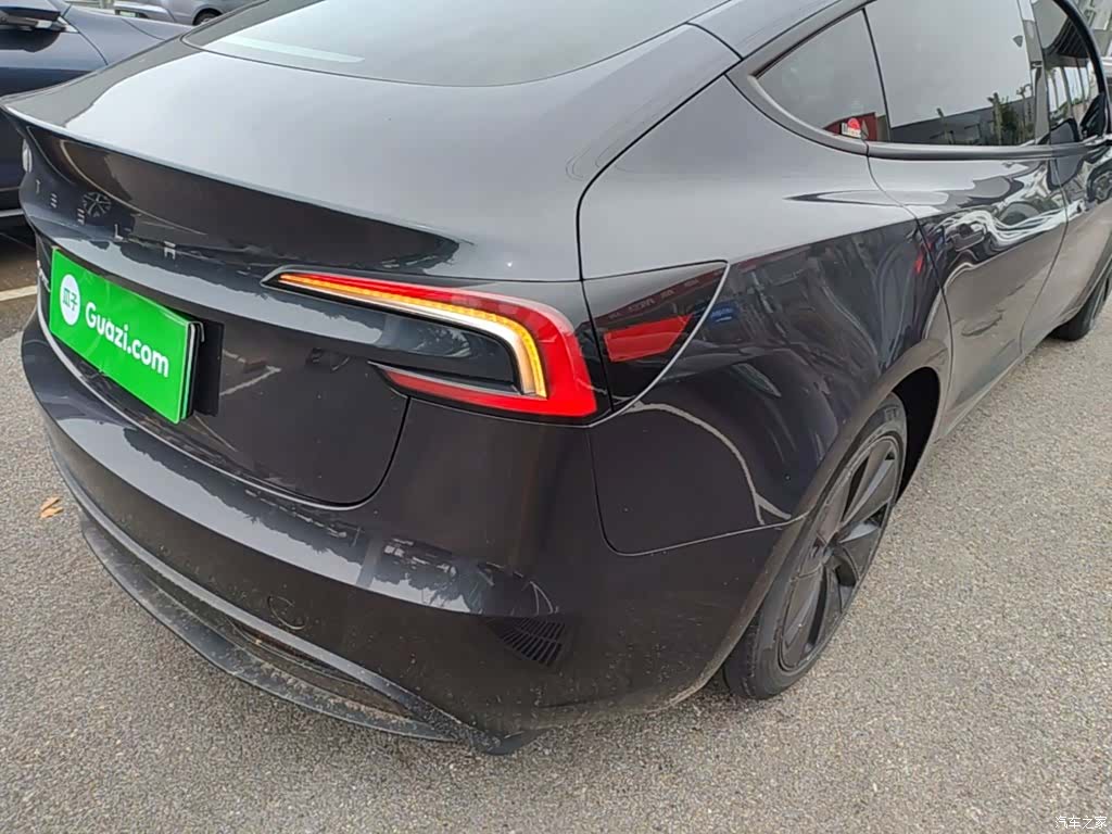 Tesla Model 3, 2024 8
