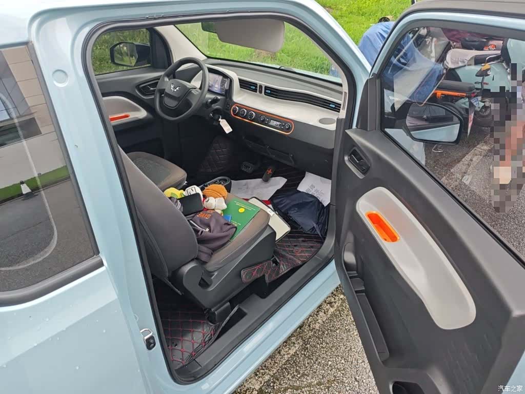 Wuling MINIEV, 2020 19
