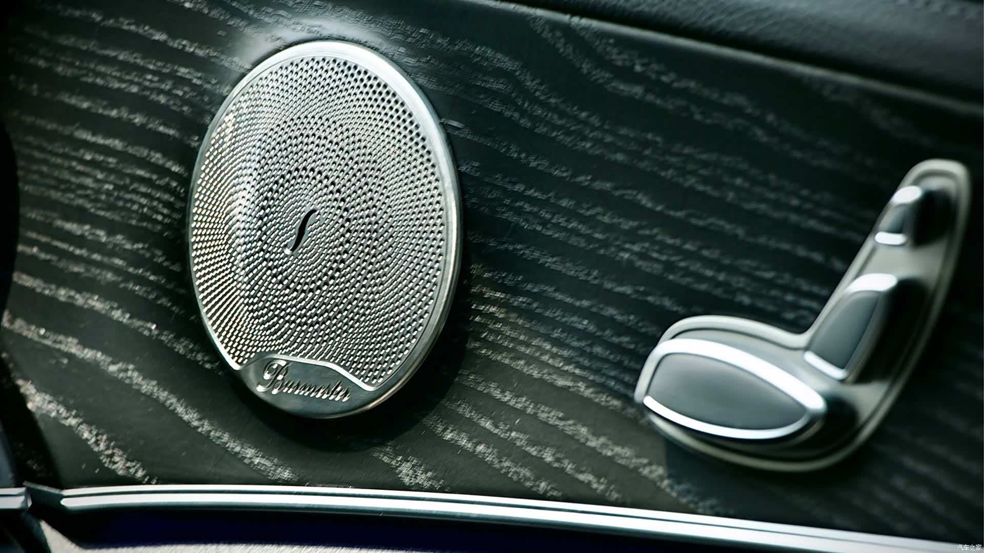 Mercedes-Benz E-Class, 2019 13