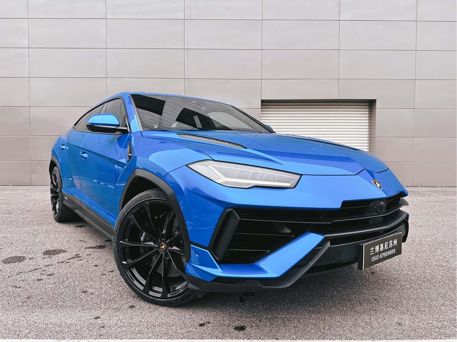 Lamborghini Urus, 2024 2