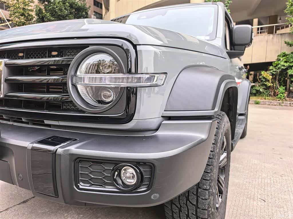 Tank 300, 2023 4