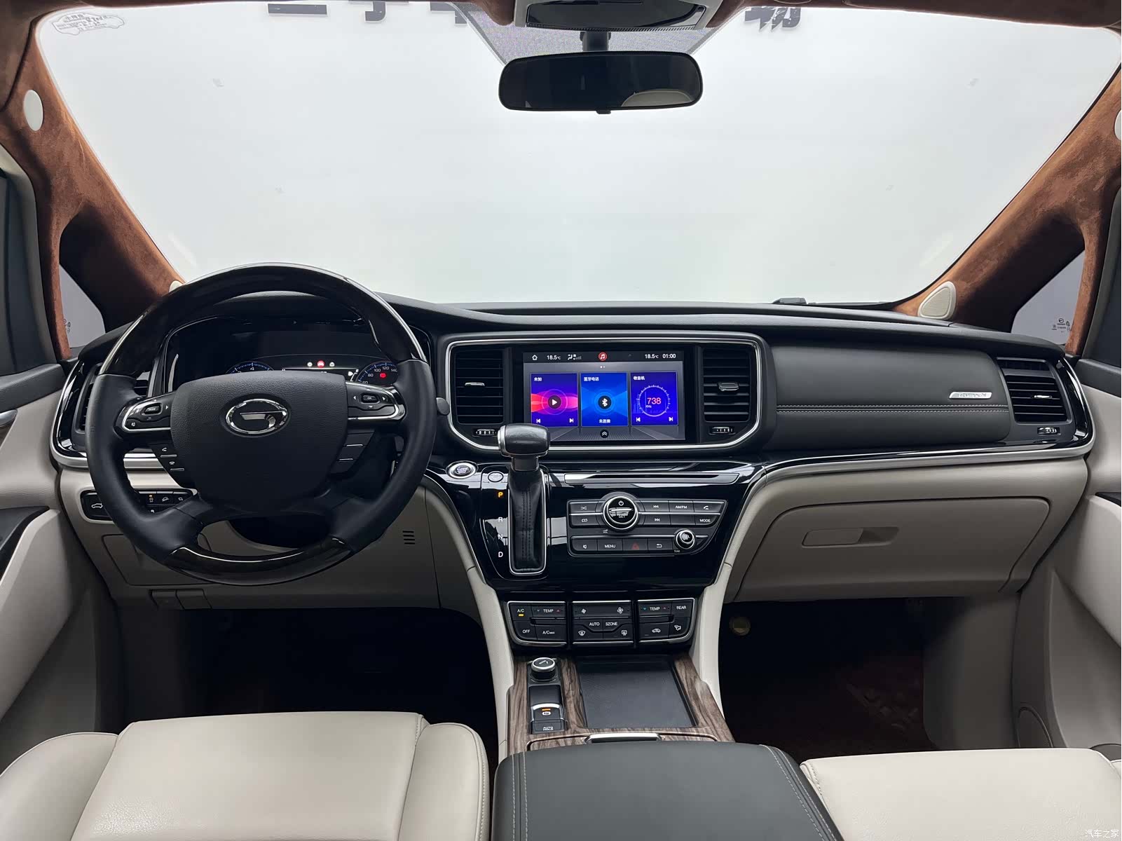 Trumpchi M8, 2020 8