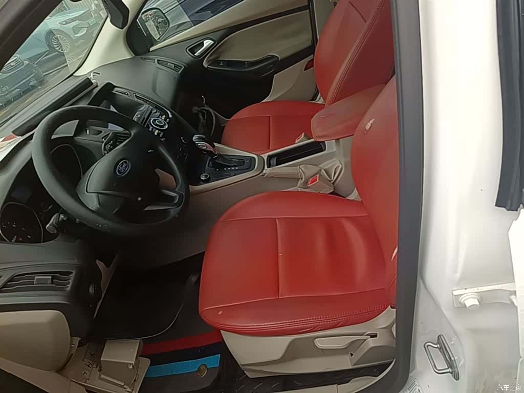 Ford Focus, 2017 15