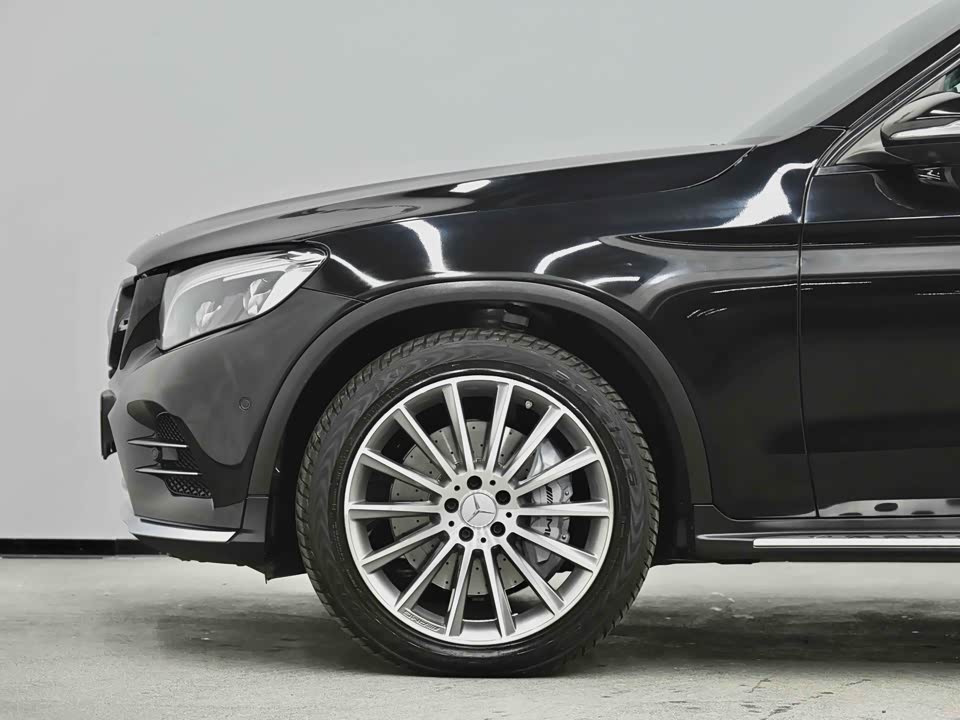 Mercedes-Benz GLC AMG