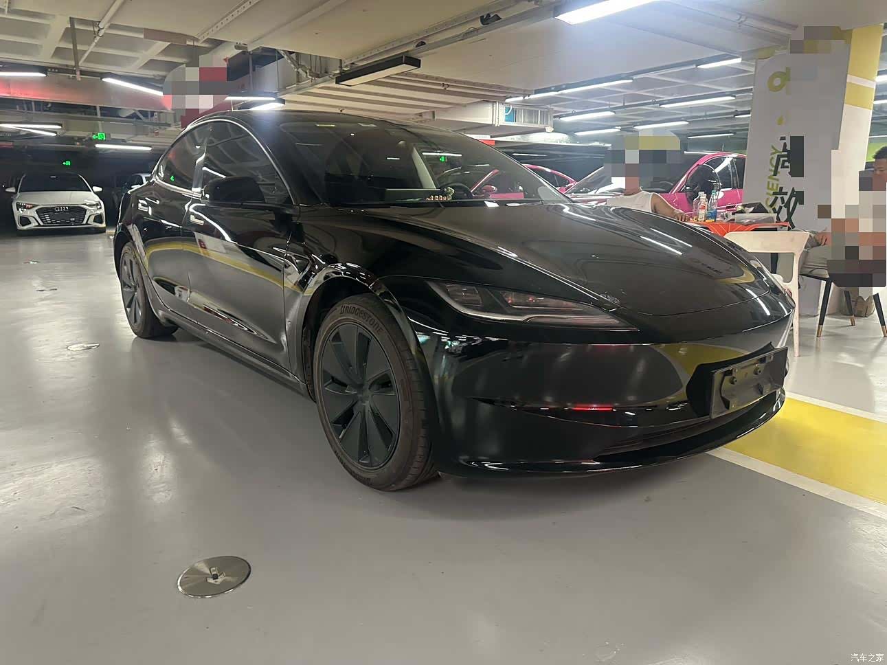 Tesla Model 3, 2025 3