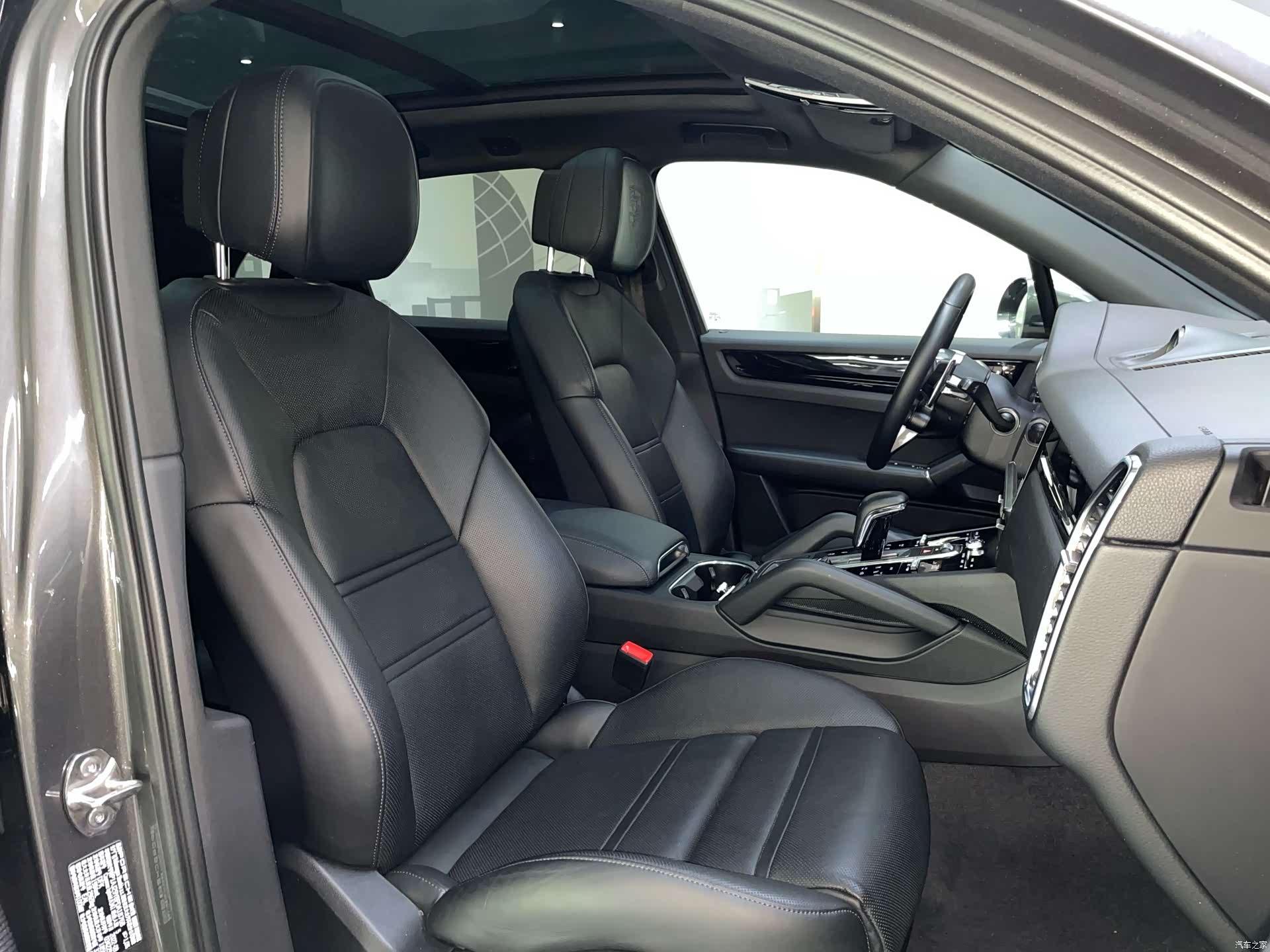 Porsche Cayenne, 2023 9