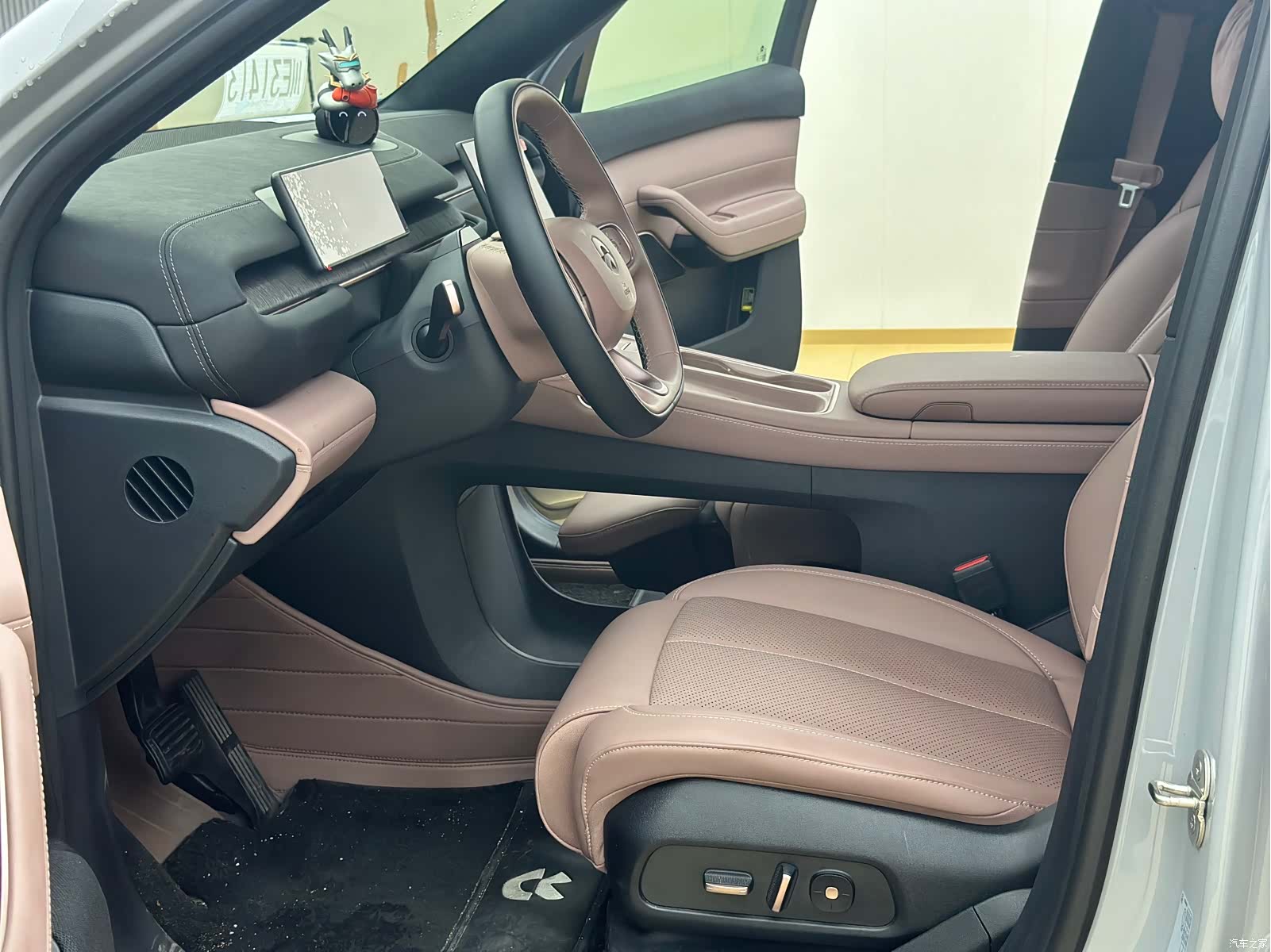 NIO EC6, 2024 8