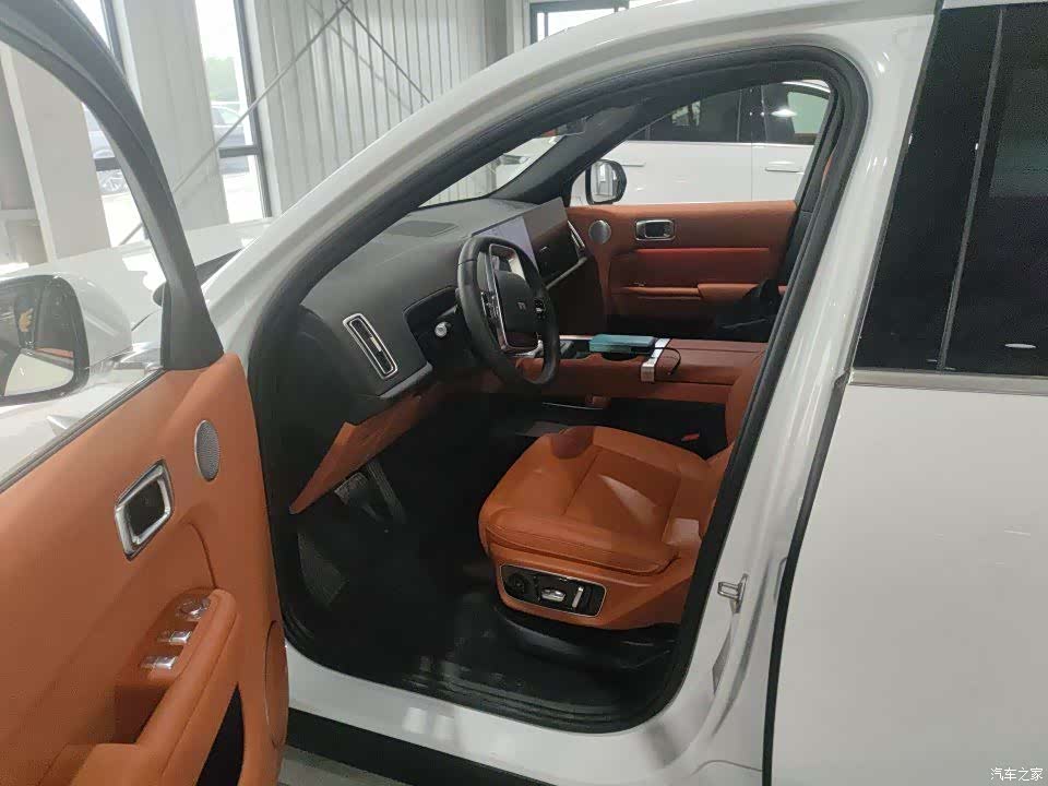 Li Auto L7, 2025 7