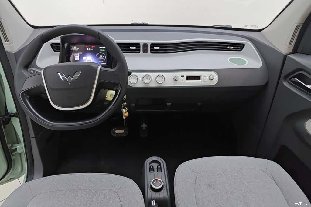 Wuling MINIEV, 2023 12