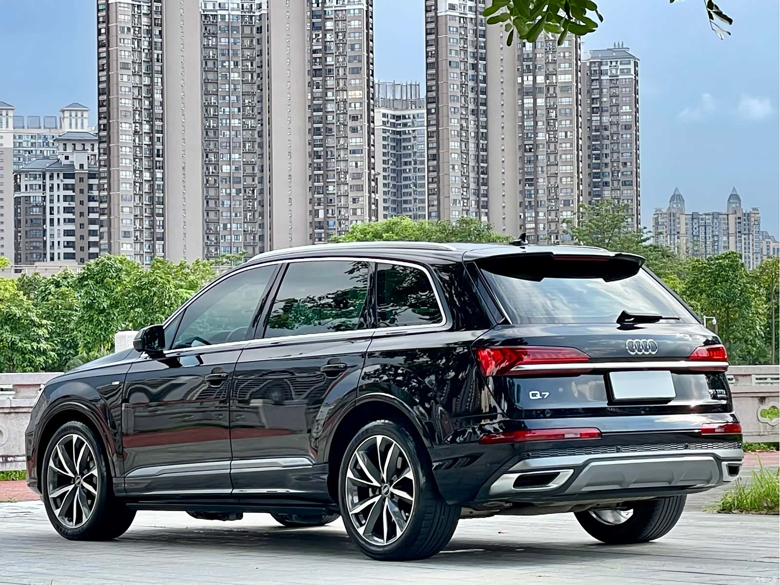 Audi Q7, 2021 4