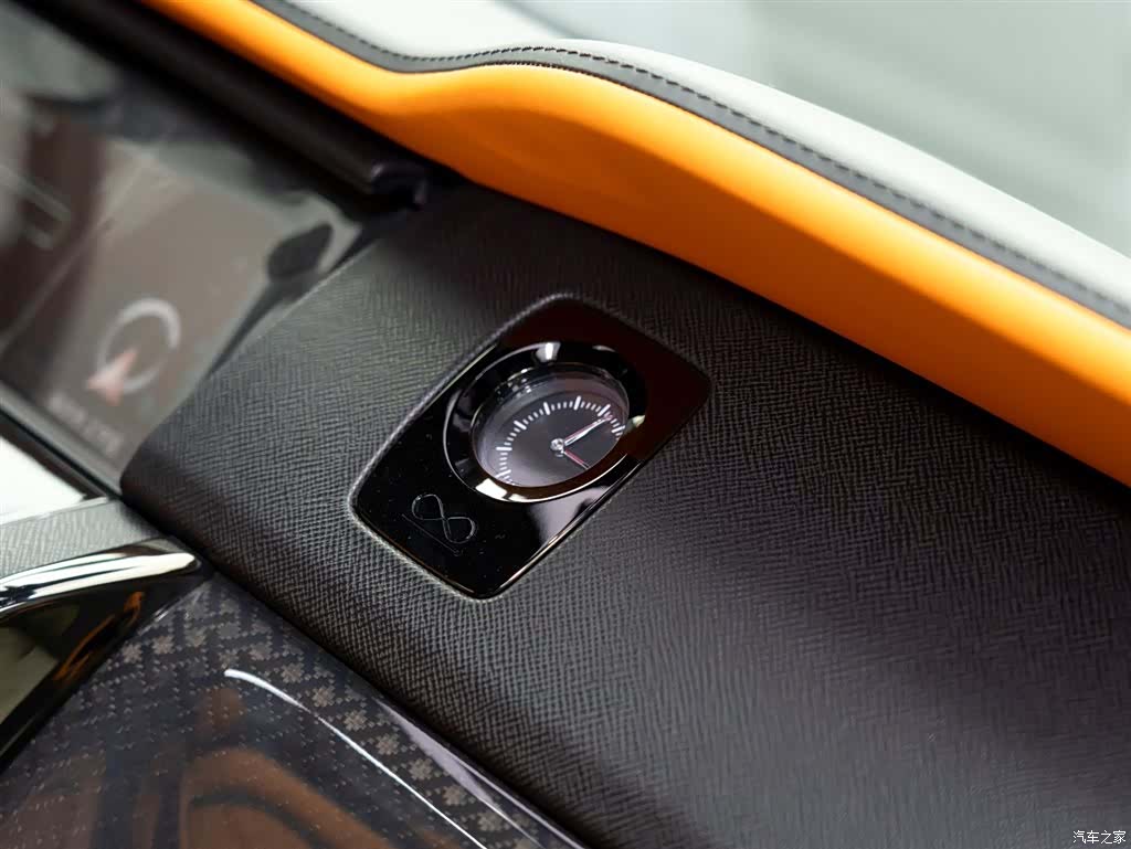 Rolls-Royce Cullinan, 2022 21