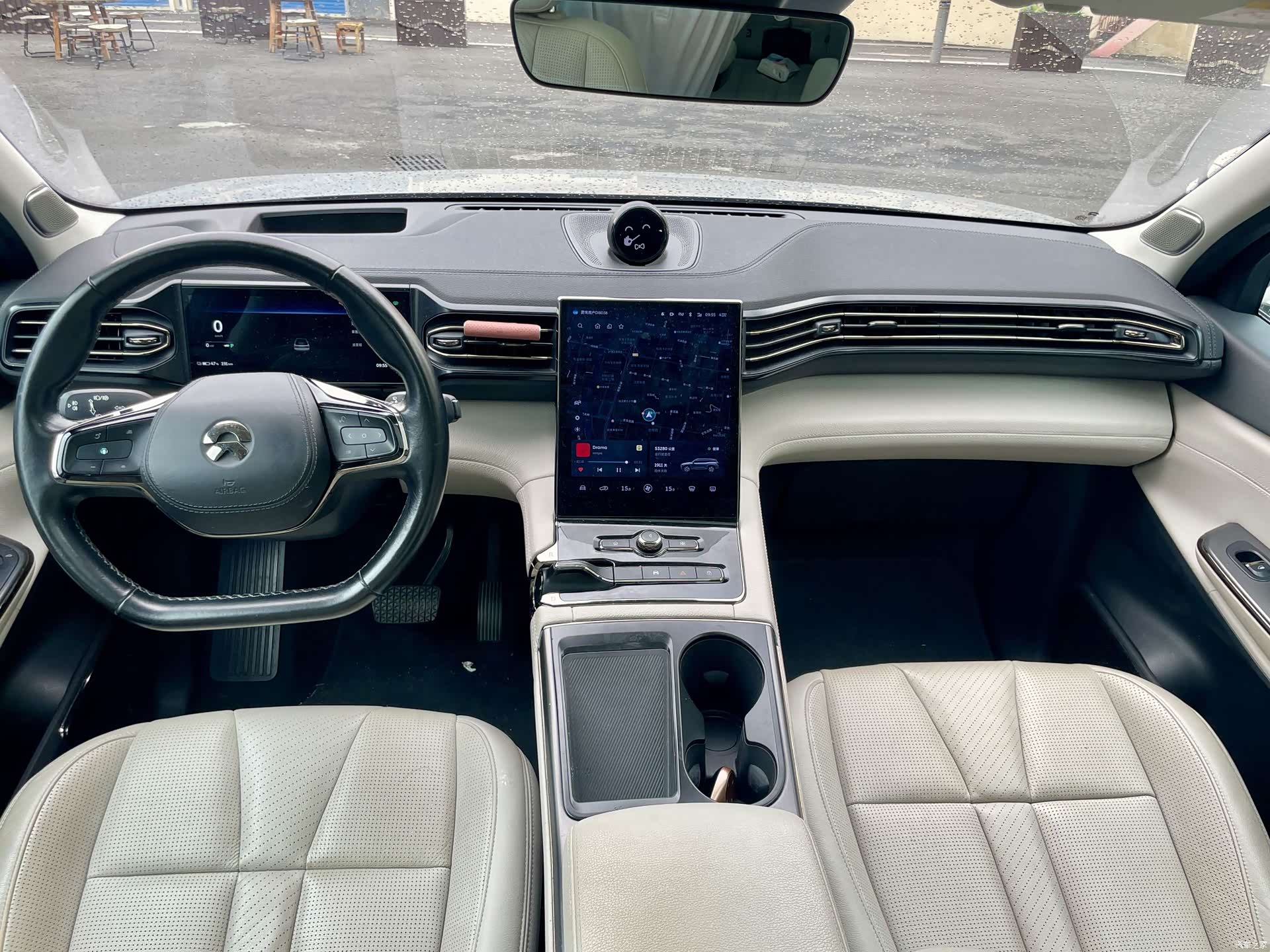 NIO ES8, 2021 13