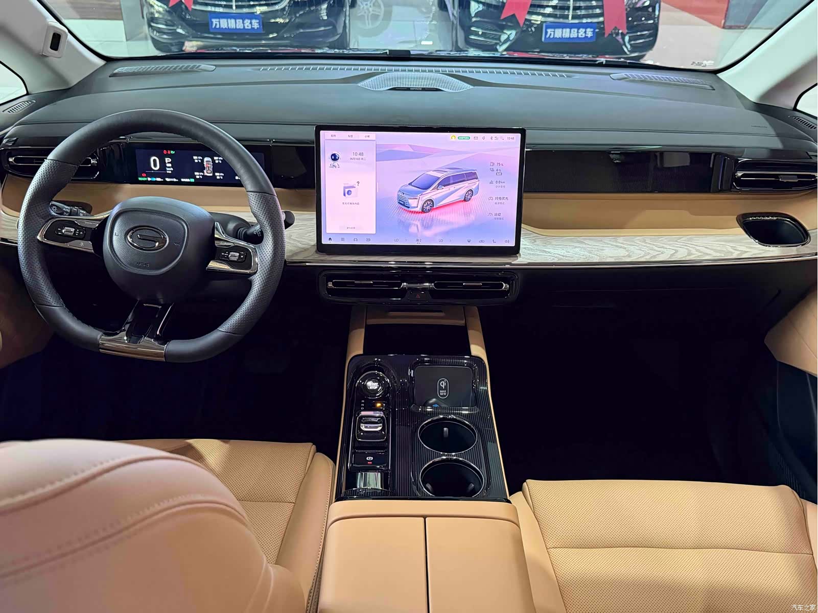 Trumpchi E8, 2025 9