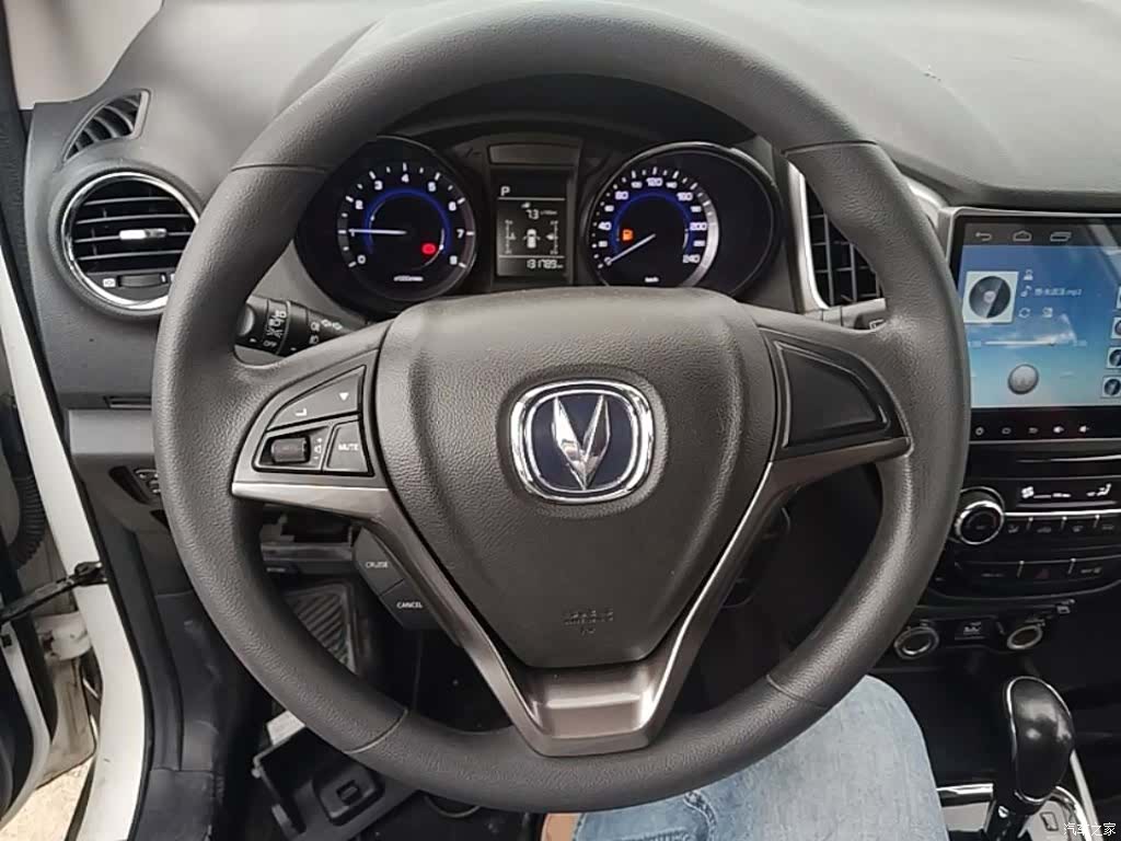 Changan CS15, 2016 11