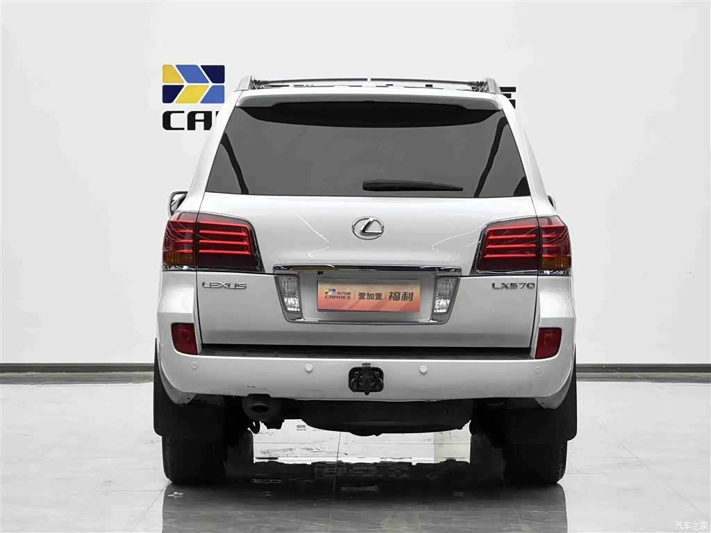 Lexus LX, 2011 18