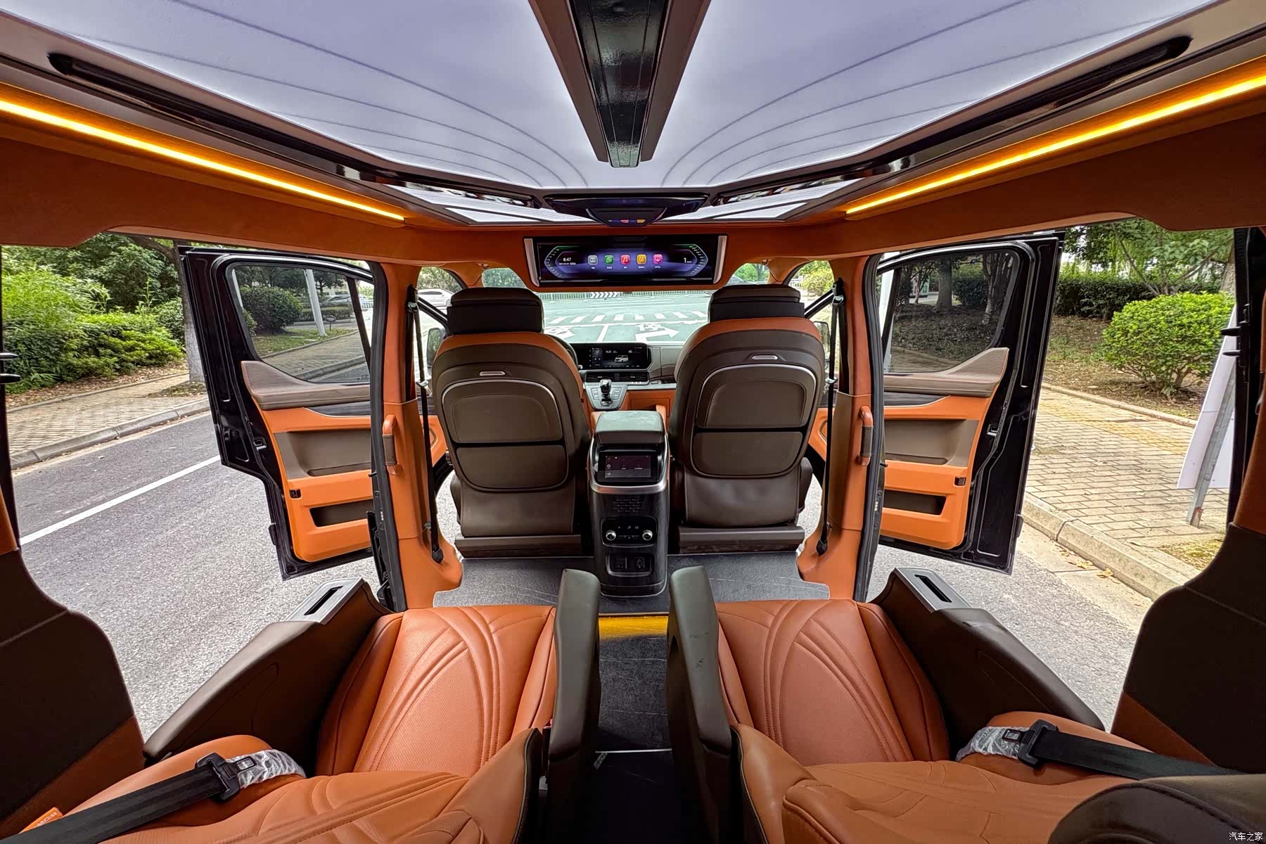 TuRuiOu Tourneo, 2025 15