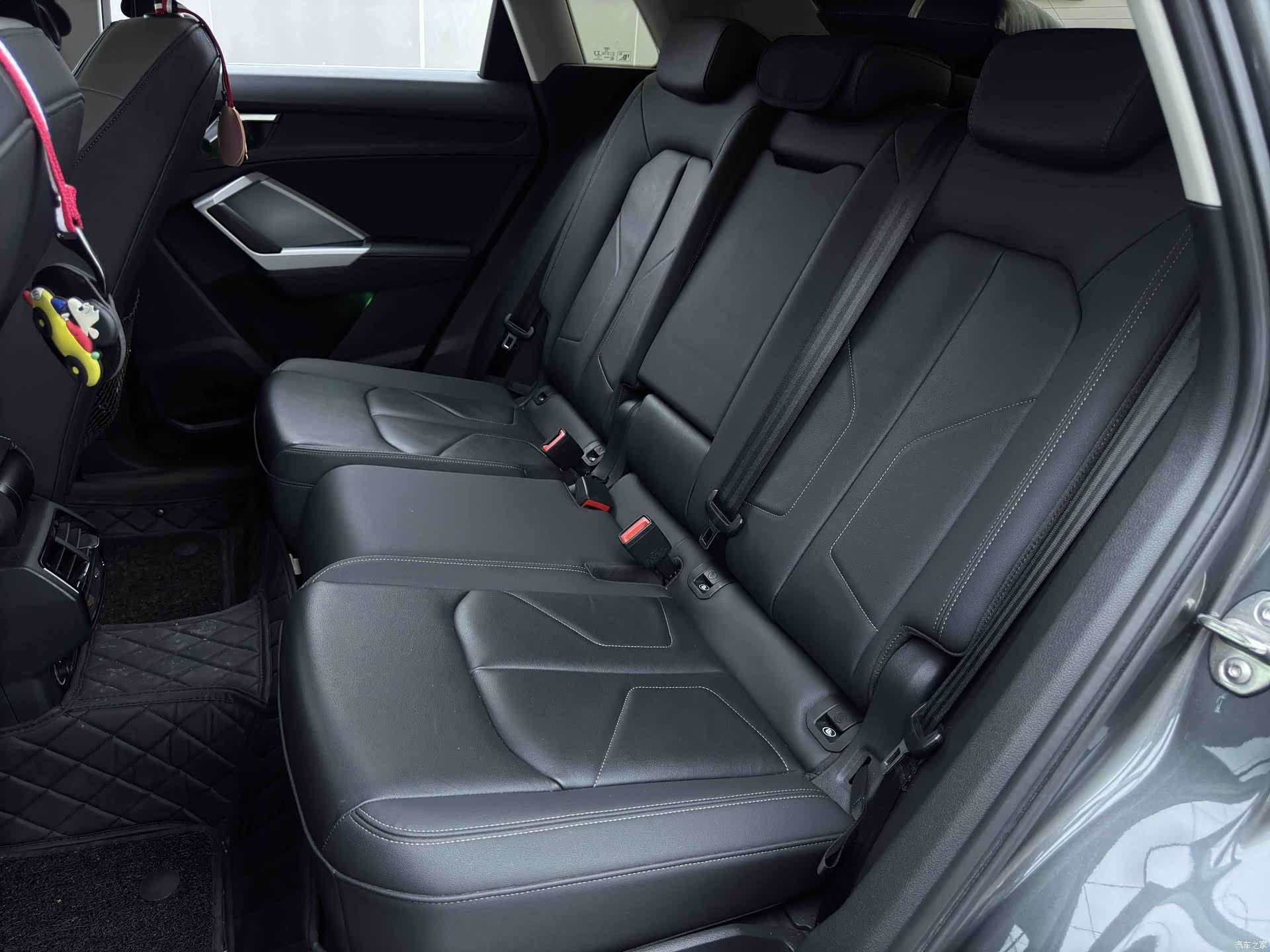 Audi Q3, 2021 16