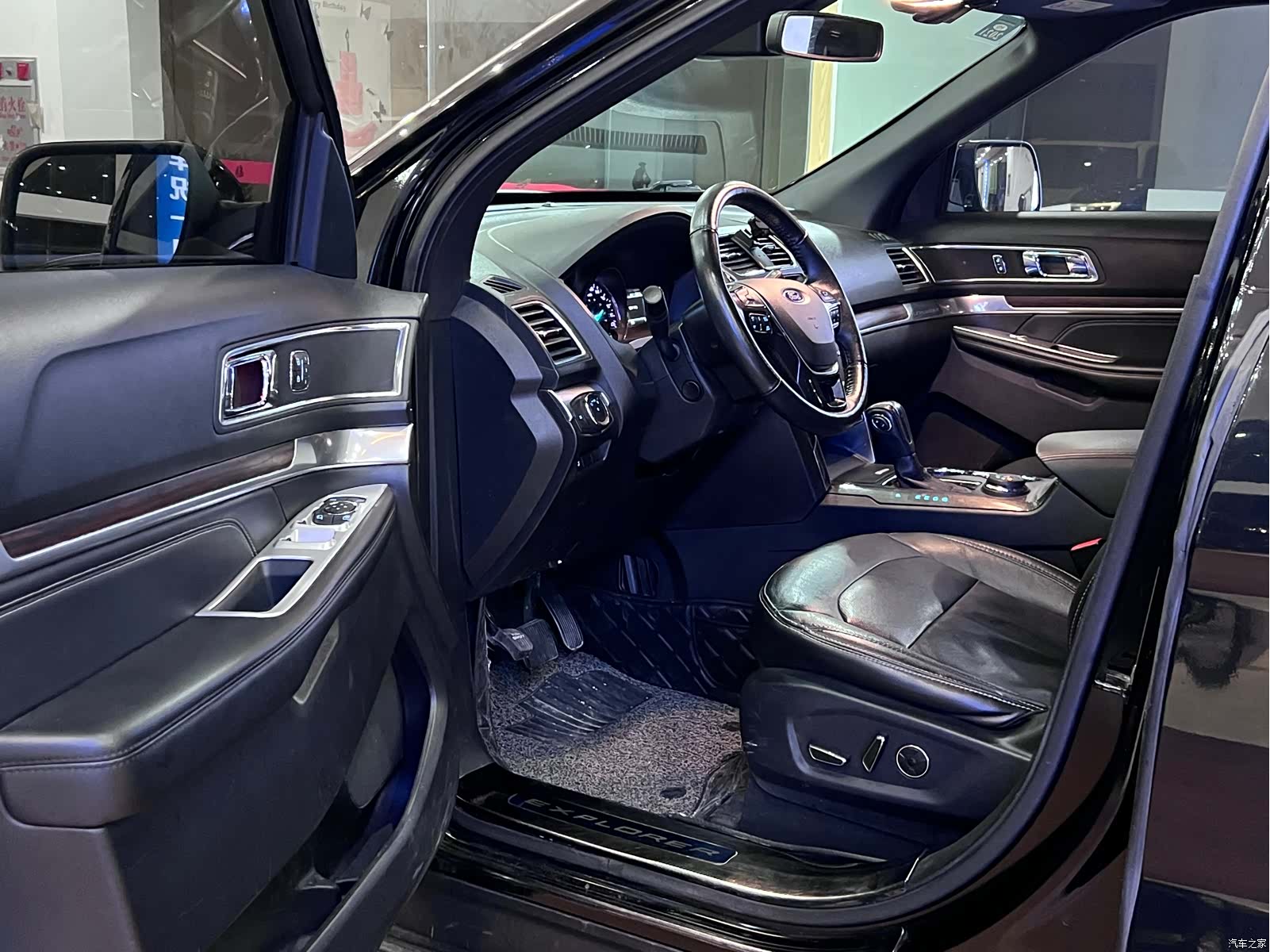 Ford Explorer, 2019 6