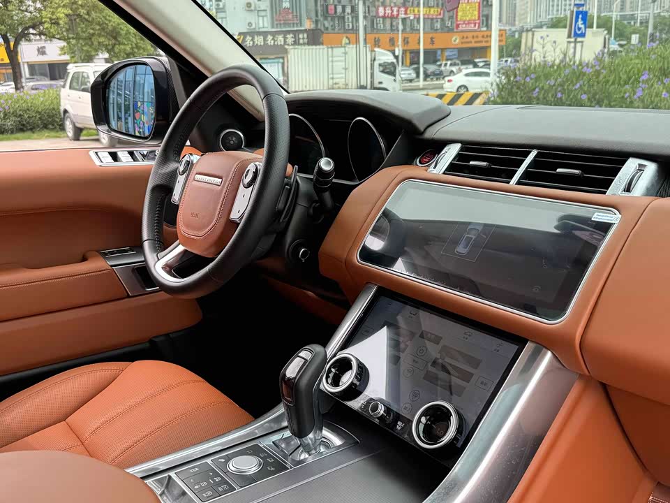 Land Rover Range Rover Sport Land Rover Range Rover Sport