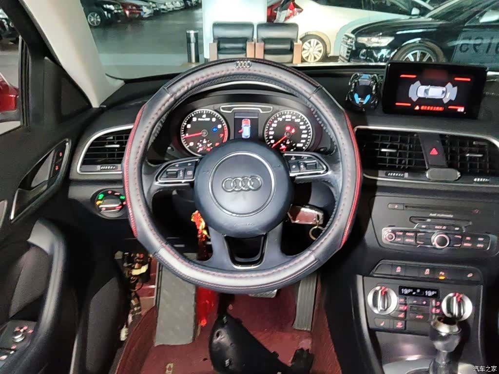 Audi Q3, 2015 11