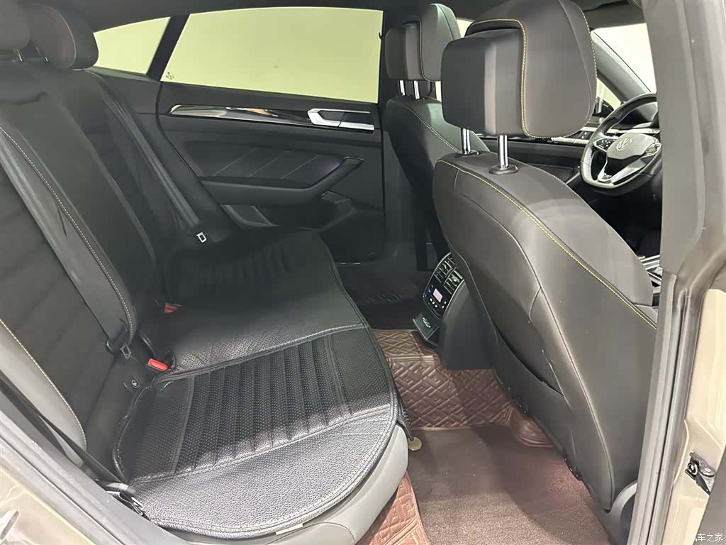 Volkswagen CC, 2021 16