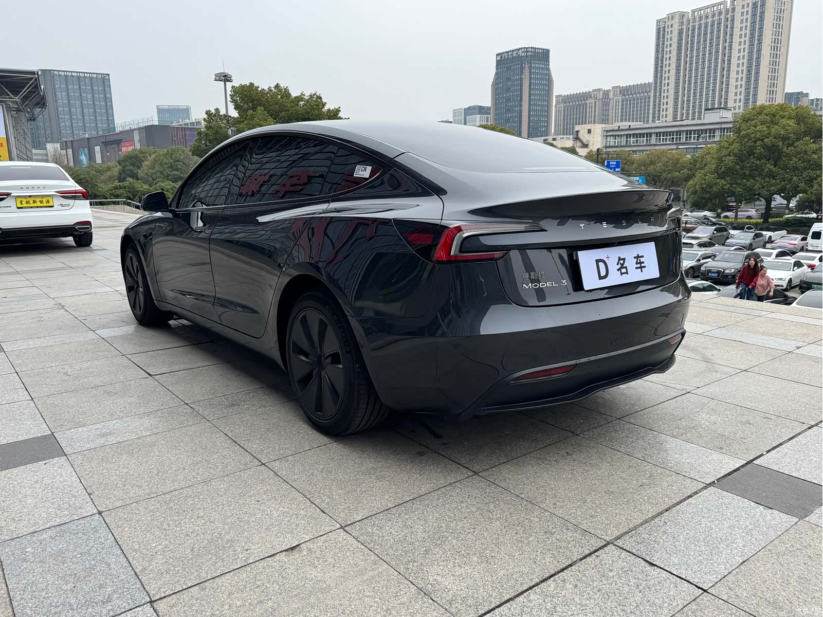 Tesla Model 3, 2025 6