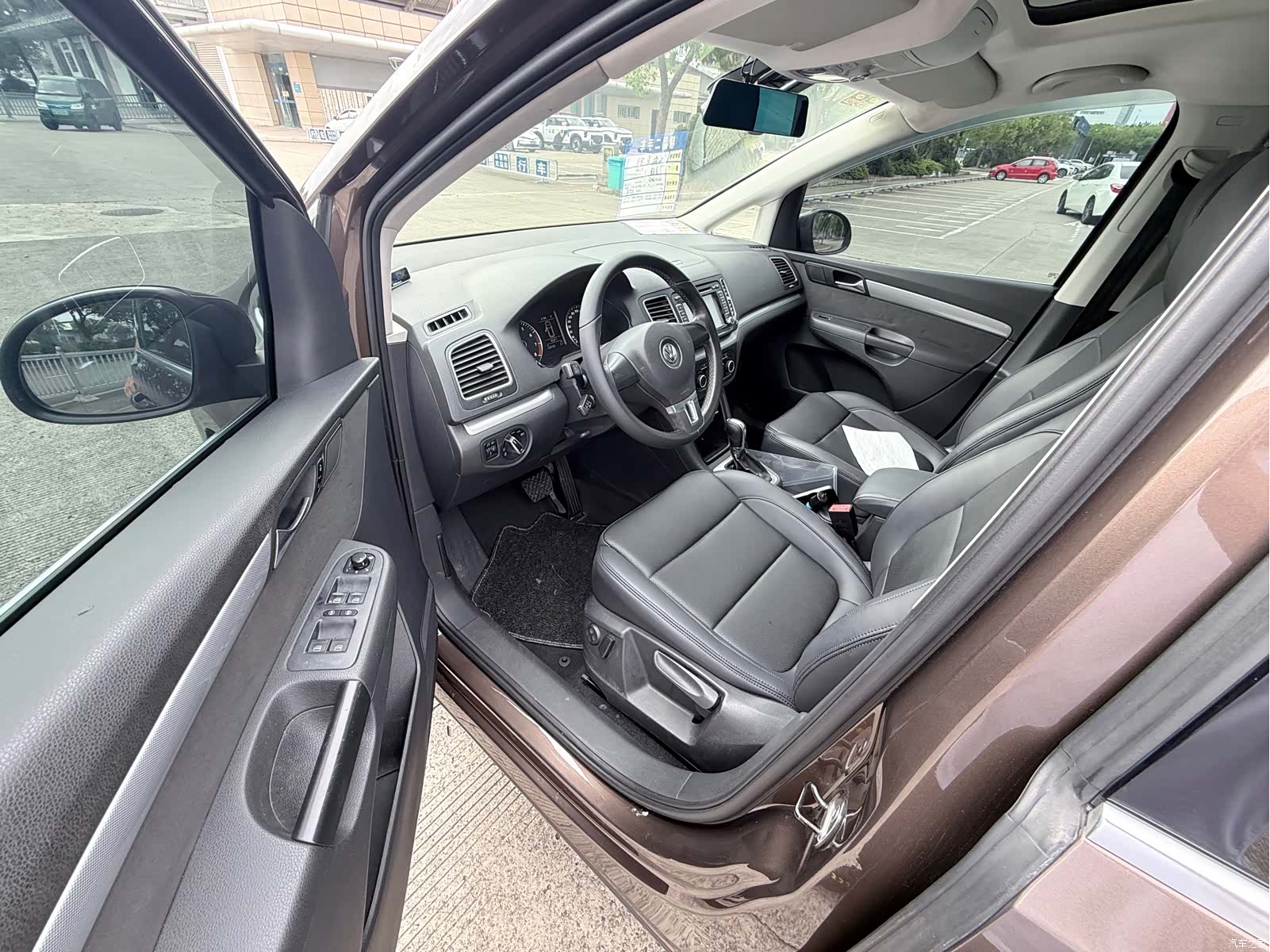 Volkswagen Xia, 2013 7