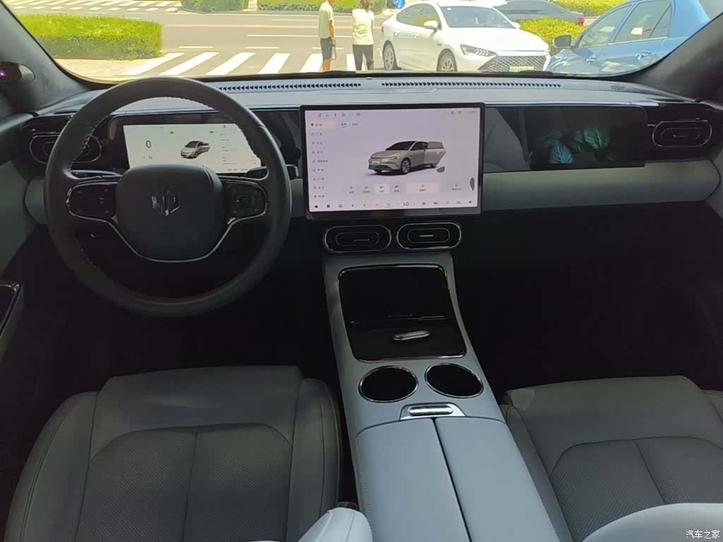 Leapmotor C01, 2024 10