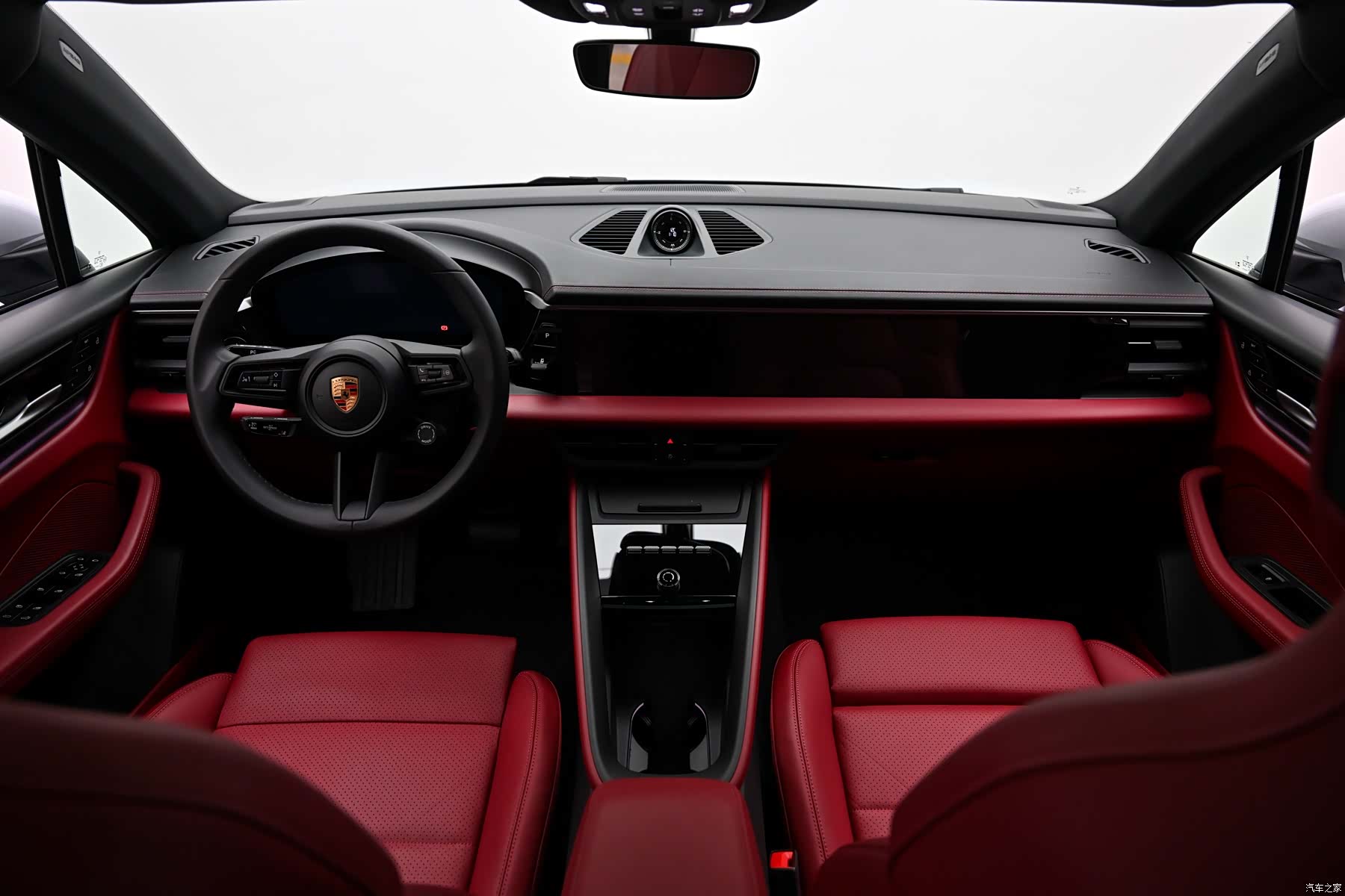 Porsche Macan, 2025 16
