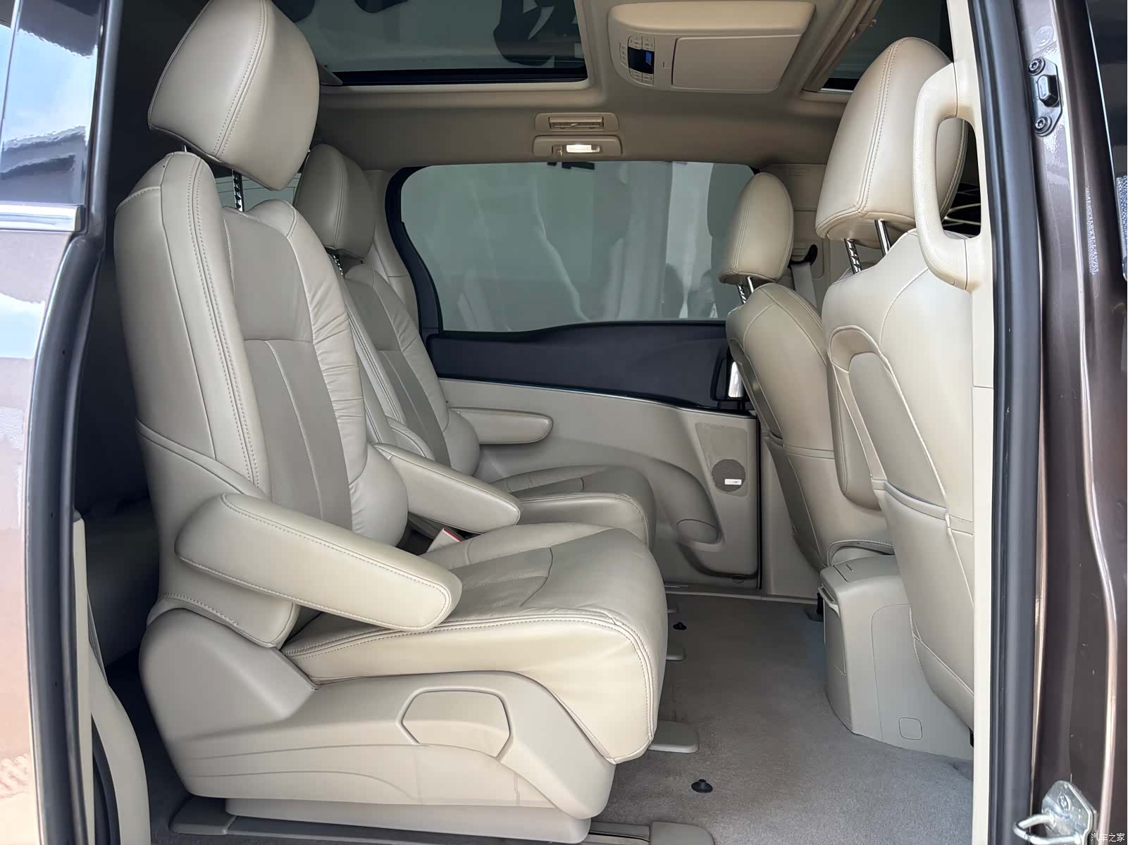Buick GL8, 2016 6