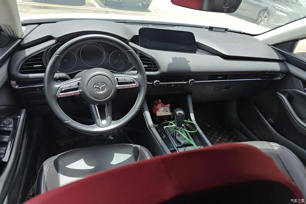 Mazda Mazda3, 2020 12