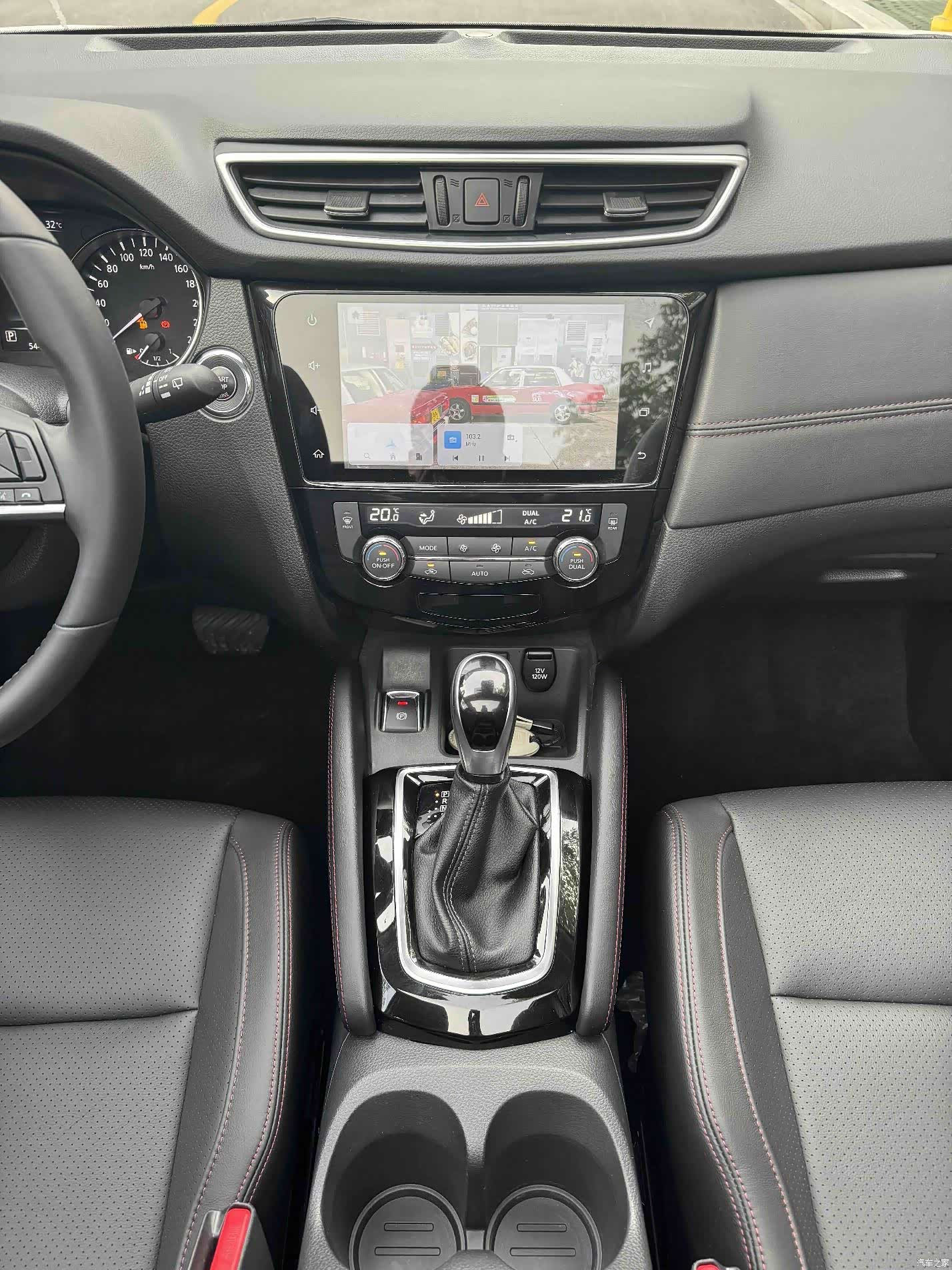 Nissan Qashqai, 2022 12