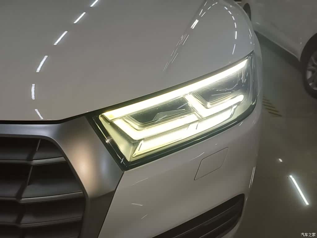 Audi Q5L, 2019 24