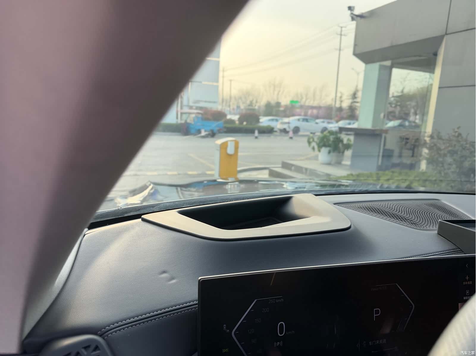 BMW X5, 2025 6