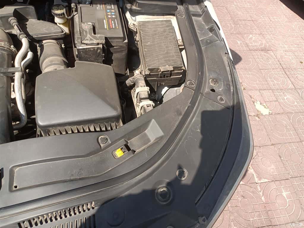 Bestune B70, 2023 23