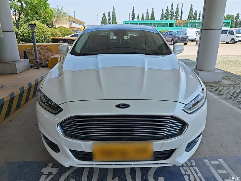 Ford Mondeo, 2016 3