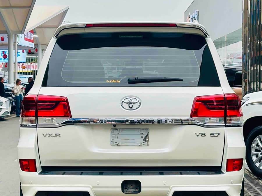 Toyota Land Cruiser 2020, фото 3