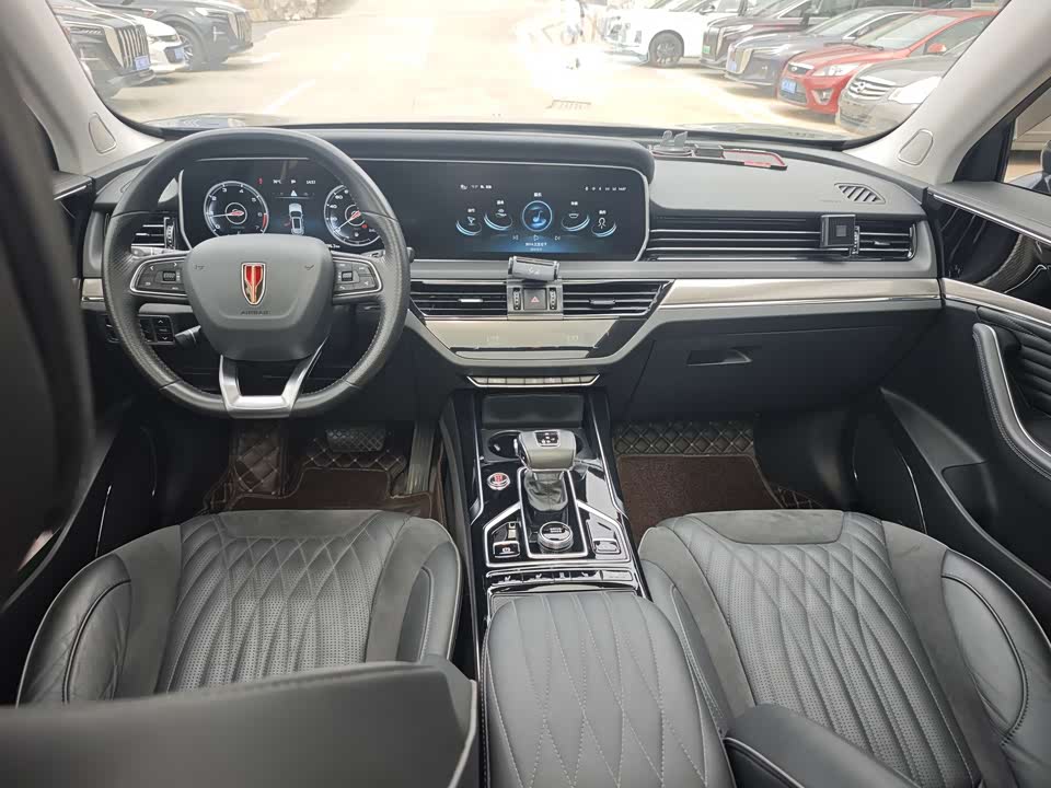 Hongqi HS5